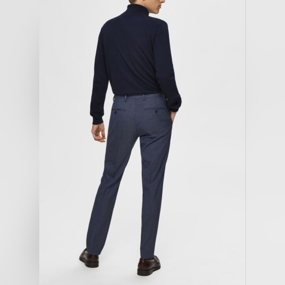 Selected Homme Navy Knit Long-Sleeve Turtleneck - Movie used! - Picture 2 of 11